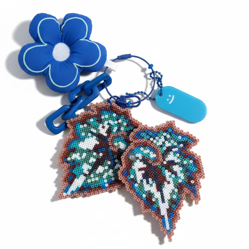 .𖥔 ݁ ˖LoopJelly𓂃.☘︎ ݁˖Pixel Leaves Keychain🌿Christmas Carnival Begonia 🎄