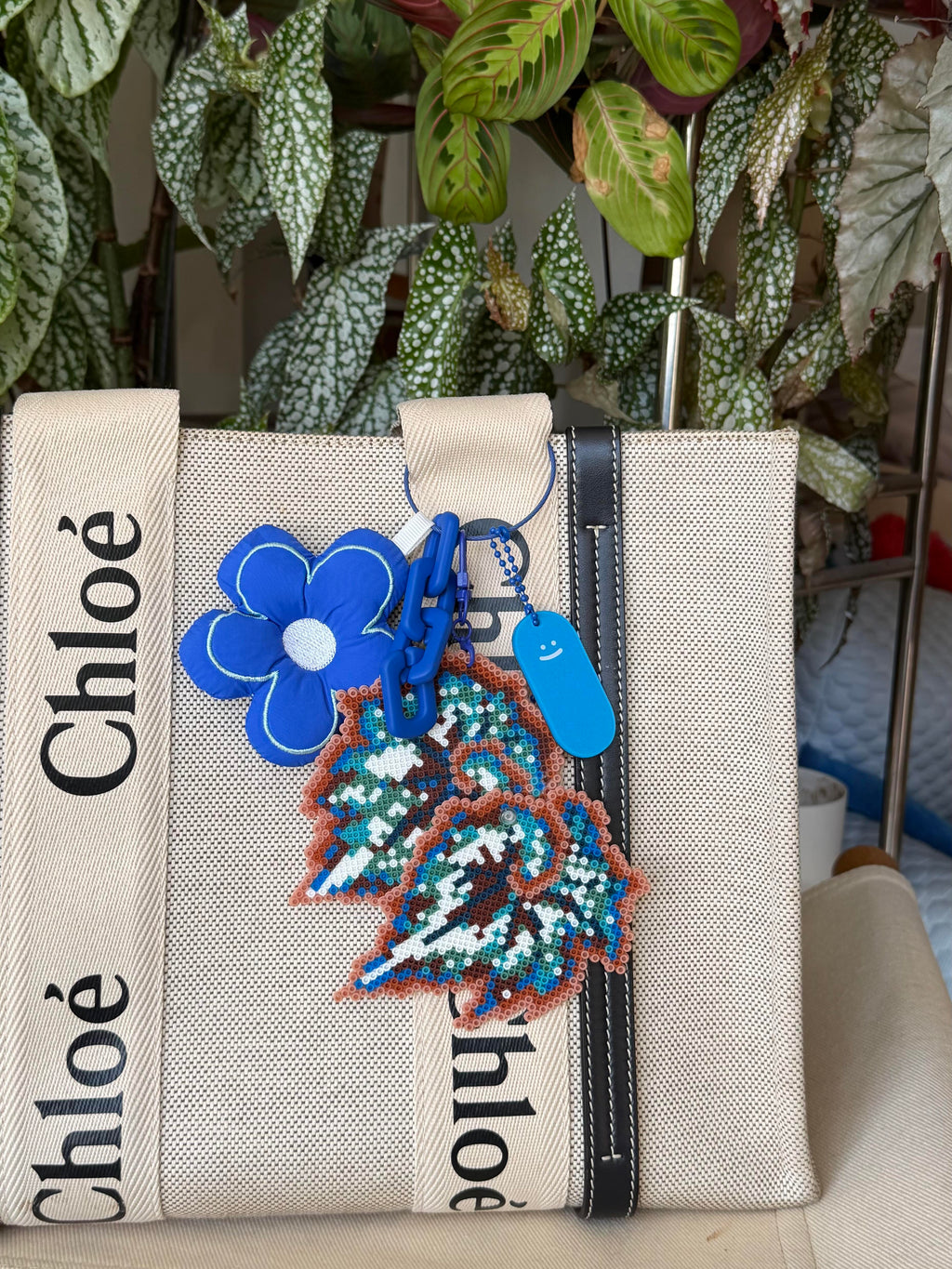 .𖥔 ݁ ˖LoopJelly𓂃.☘︎ ݁˖Pixel Leaves Keychain🌿Christmas Carnival Begonia 🎄
