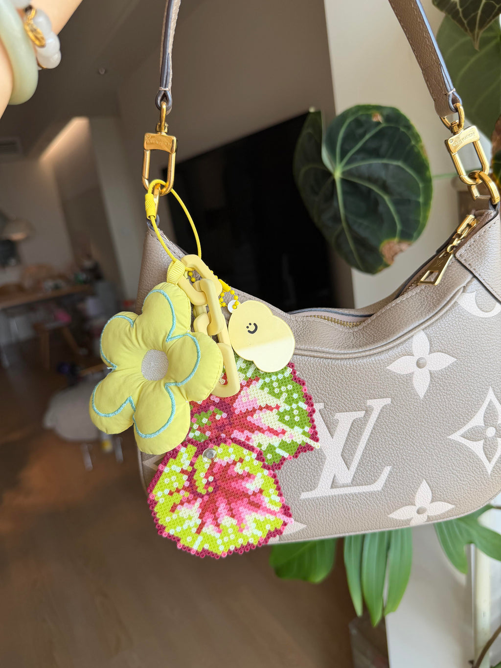 .𖥔 ݁ ˖LoopJelly𓂃.☘︎ ݁˖Pixel Leaves Keychain🌿Mixed Begonia Collection 🌈